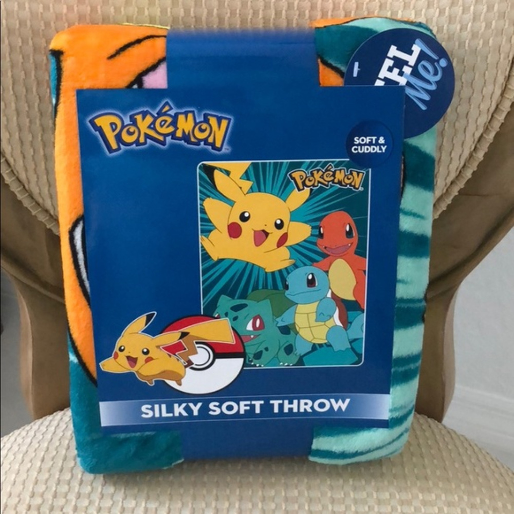 Pokemon Pikachu 40" x 50" Silky Soft Throw Blanket